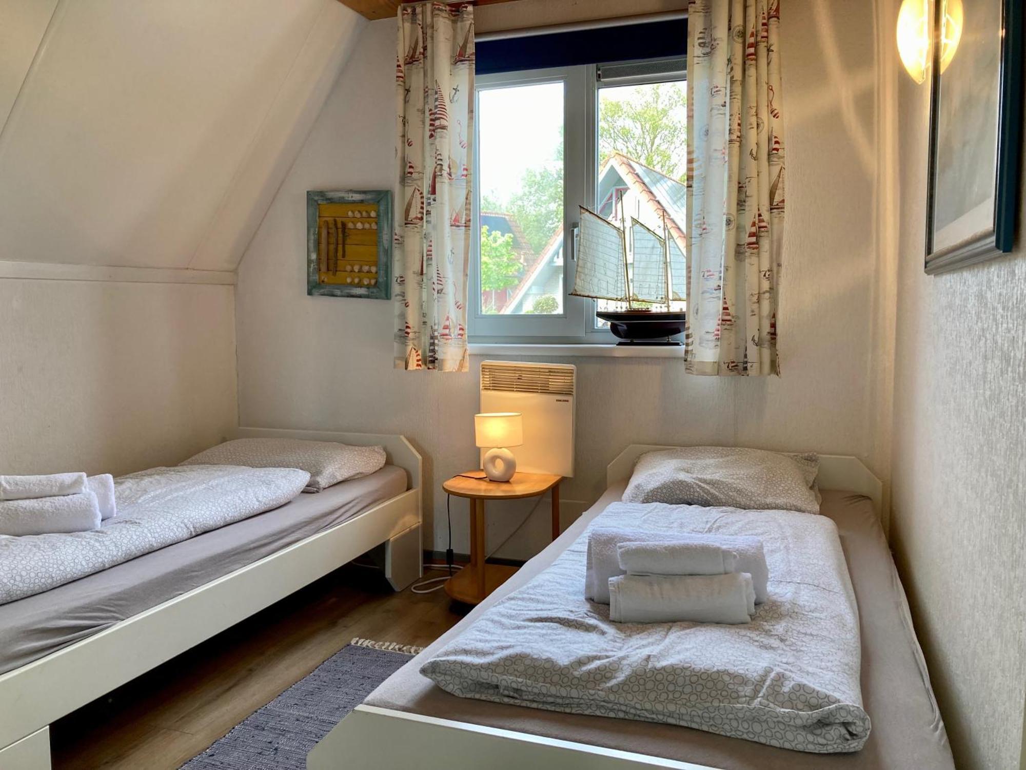 Urlaubsruhe 6 Pers Holiday Home W Terrace Close To National Park Lauwersmeer Anjum Exteriér fotografie